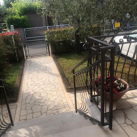 Sobe Stefanija Διαμέρισμα Ουμάγκ Εξωτερικό φωτογραφία